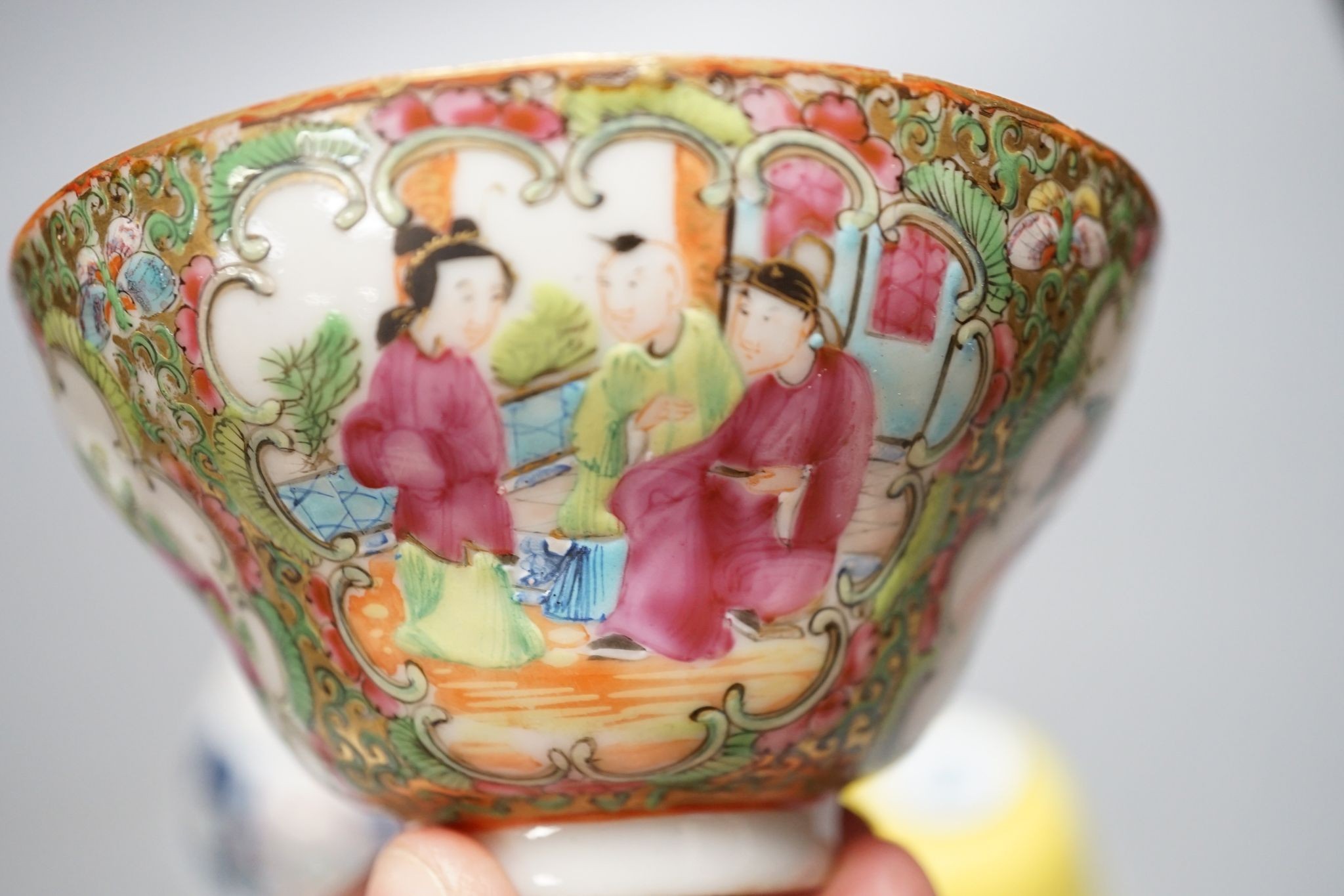 Nine Chinese porcelain tea bowls, tallest 6 cm.
